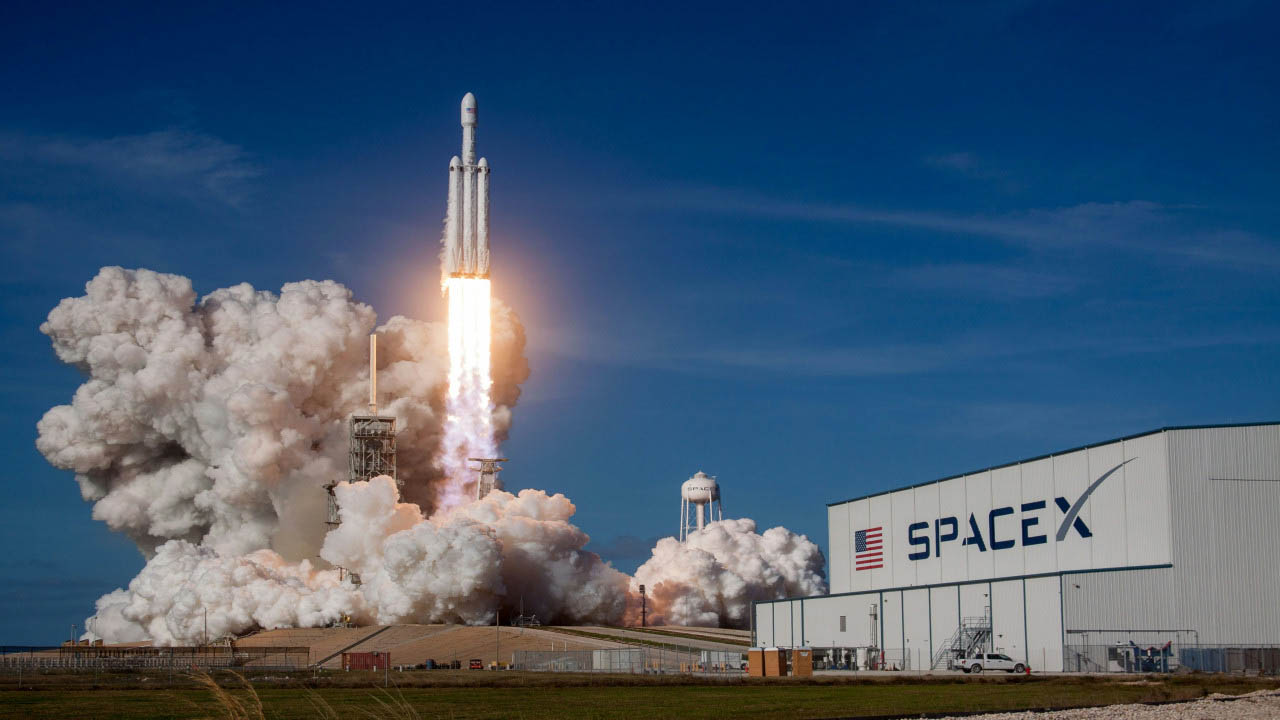  تأسیس شرکت SpaceX و رویاهای فضایی ایلان ماسک 